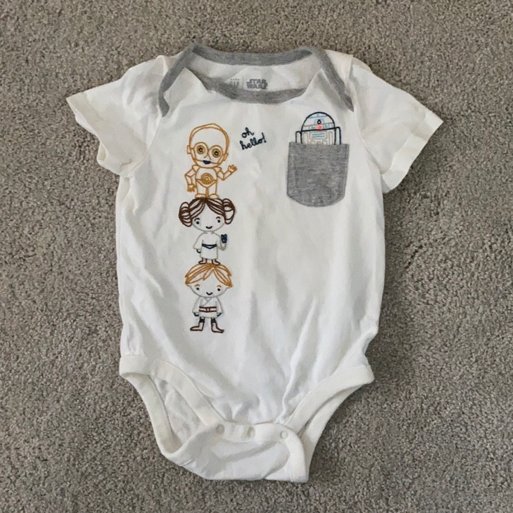 Baby Gap Star Wars Onesie in Sz 12-18 Months